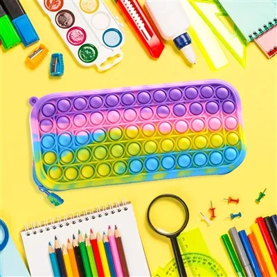 ¿Cuáles son esas cosas que puedes poner en un estuche de silicona?